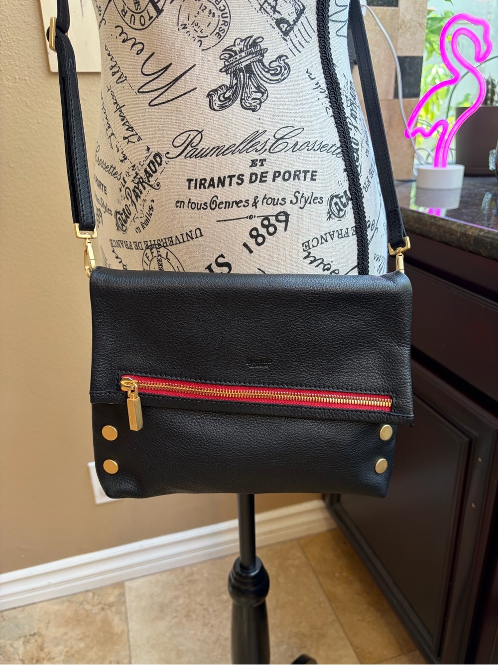 Hammitt VIP Medium Crossbody Bag 🖤